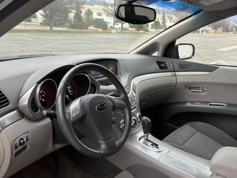 2006 Subaru B9 Tribeca 7-Pass.