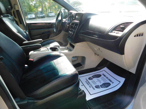 2017 Dodge Grand Caravan SXT