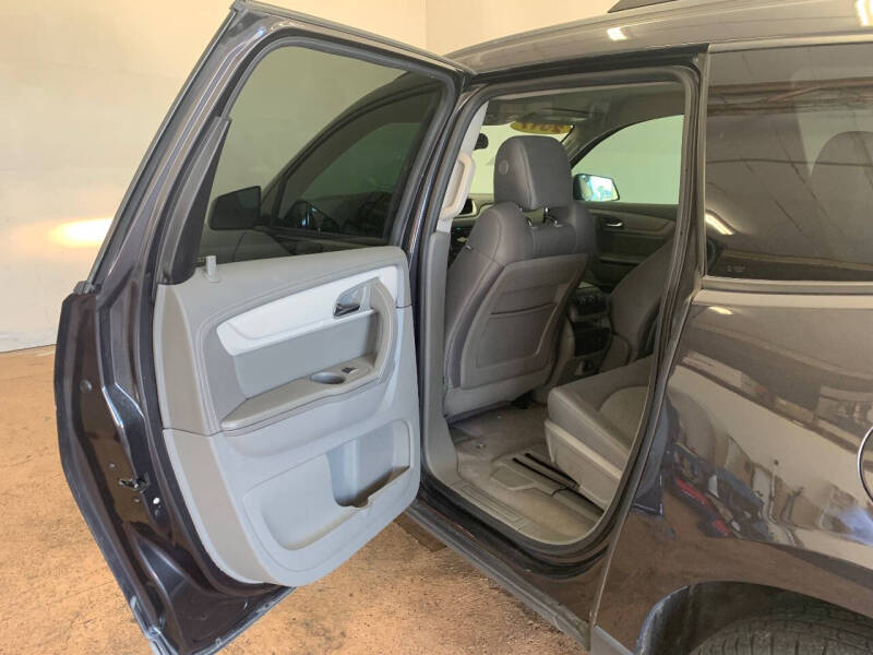 2017 Chevrolet Traverse LS