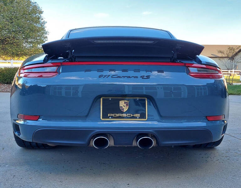 2017 Porsche 911 Carrera 4S