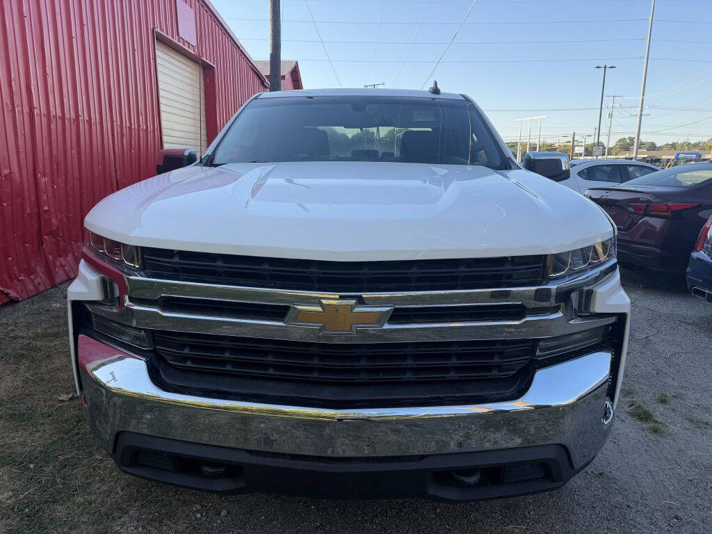 White 2020 Chevrolet Silverado 1500 LT 2