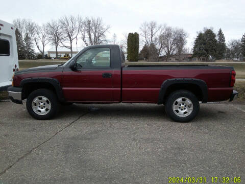 2004 Chevrolet Silverado 1500 LS