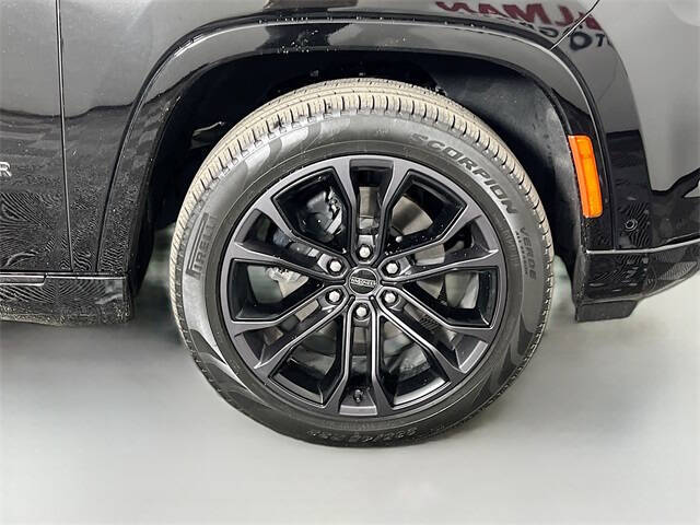 2024 Jeep Grand Wagoneer Obsidian