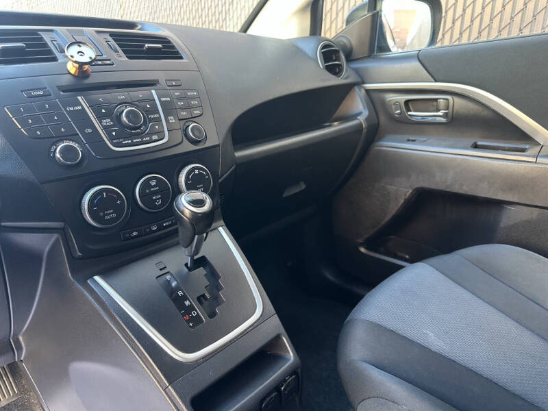 2013 Mazda MAZDA5 Touring