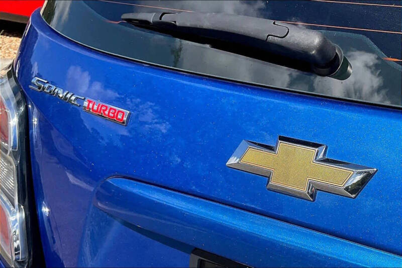 2017 Chevrolet Sonic LT Auto