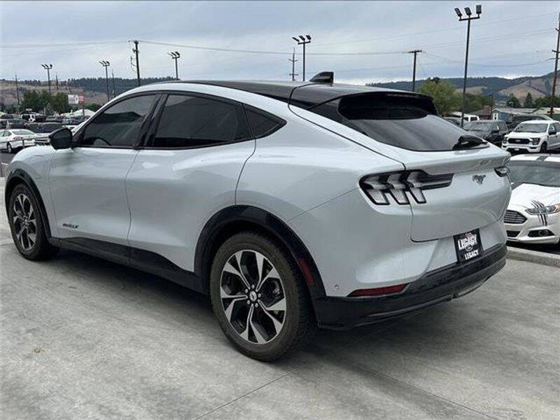 2022 Ford Mustang Mach-E Premium