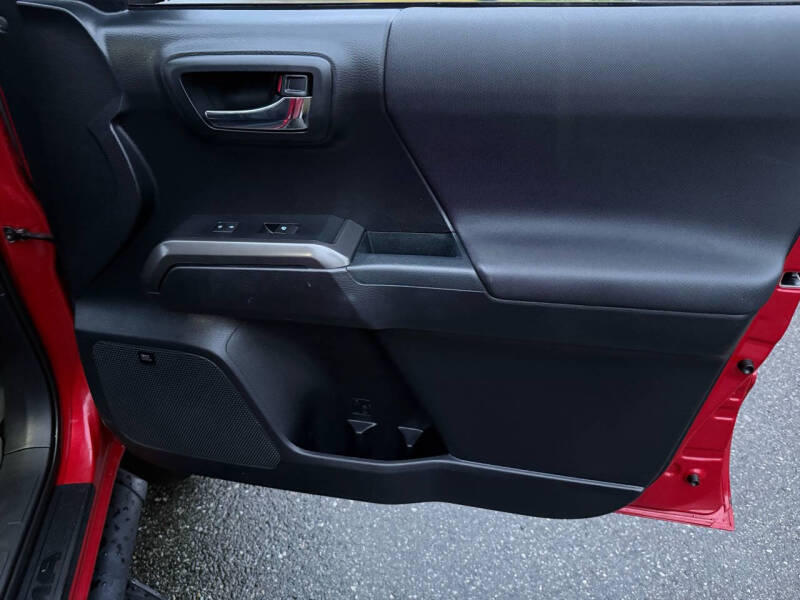 2018 Toyota Tacoma TRD Sport