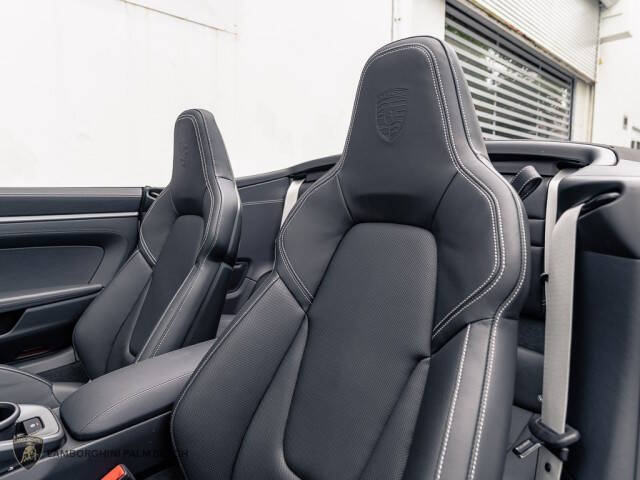 2026 Porsche 911 Carrera