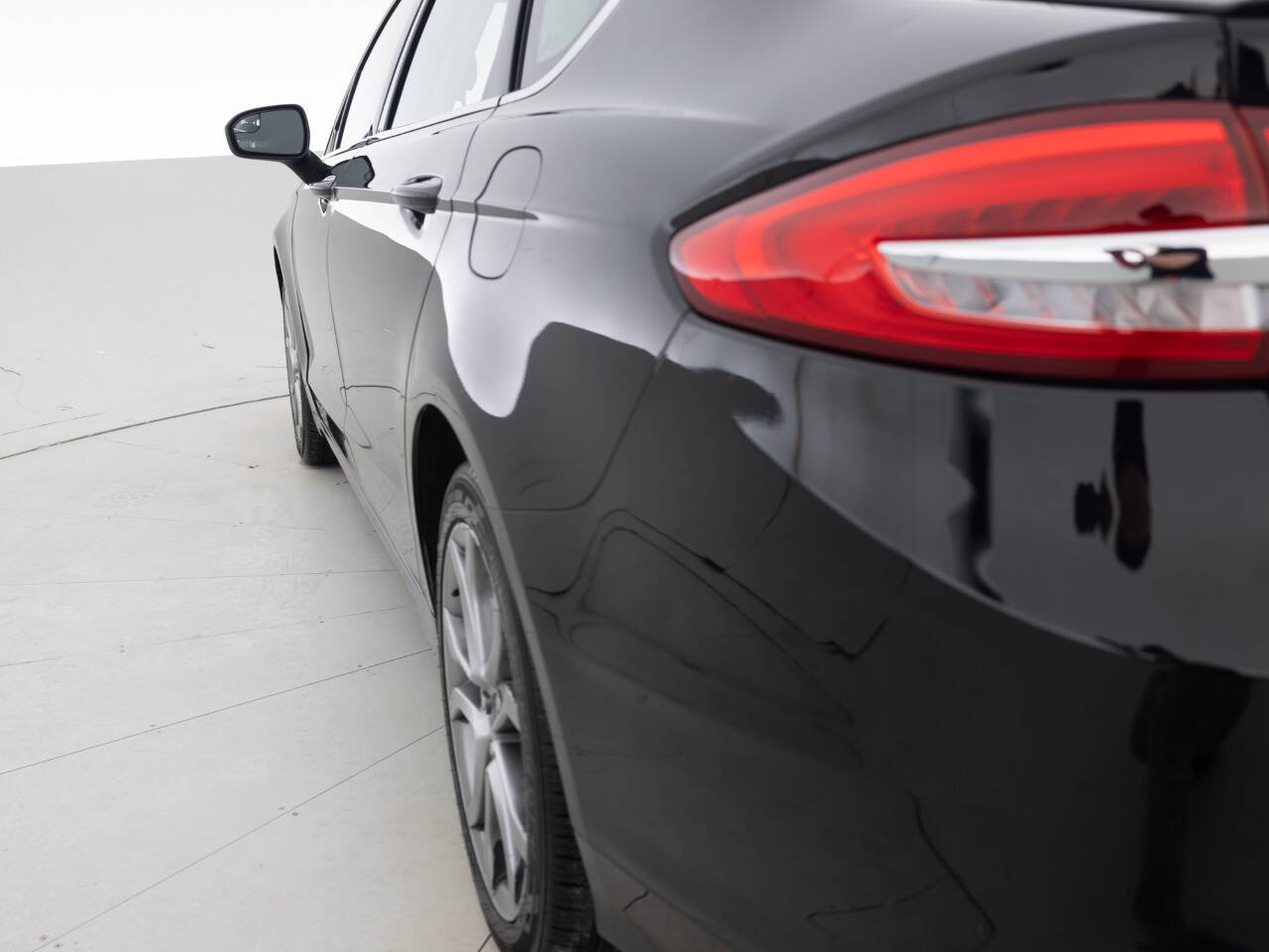 Used Car 2017 Ford Fusion  Se Awd 4dr Sedan For Sale Under $10,000 In Coal City, Illinois