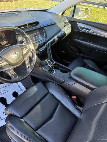 2017 Cadillac XT5 Luxury