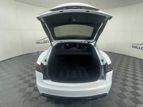 2023 Tesla Model S Standard Range