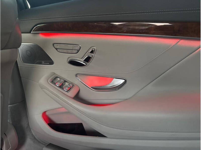 2015 Mercedes-Benz S-Class S 550