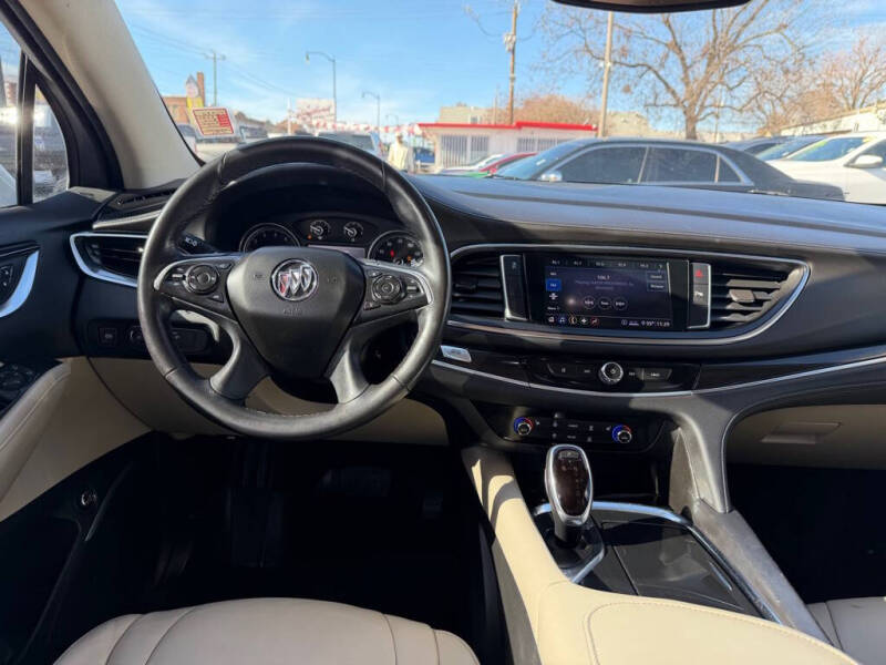 2021 Buick Enclave Essence