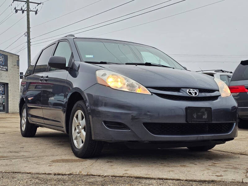 2008 Toyota Sienna LE 7-Passenger