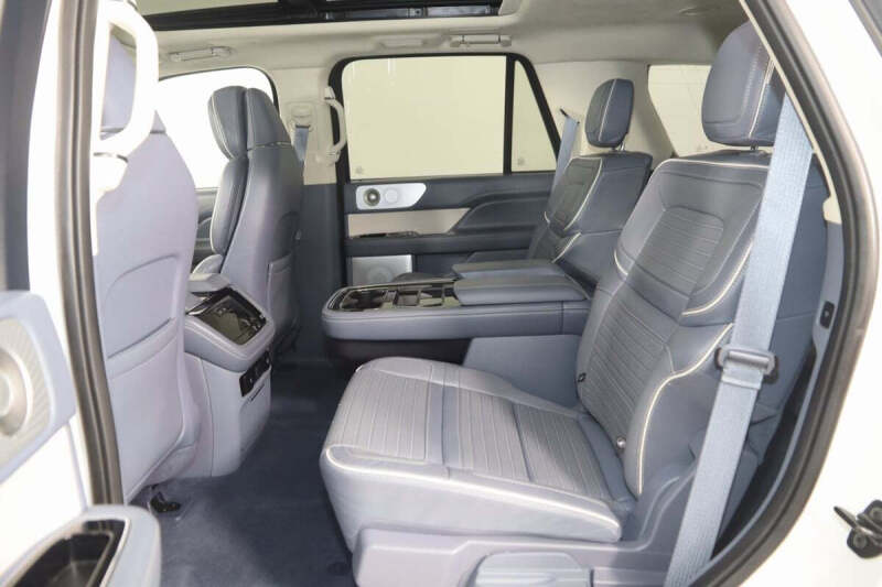 2023 Lincoln Navigator Black Label