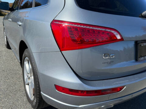 2011 Audi Q5 2.0T quattro Premium Plus