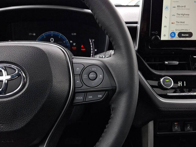 2024 Toyota Corolla Cross XLE