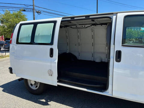 2017 Chevrolet Express 3500
