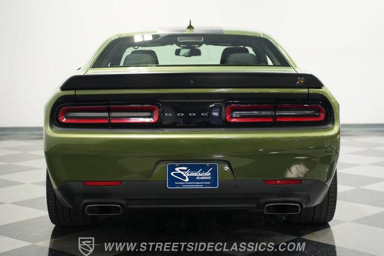 2022 Dodge Challenger