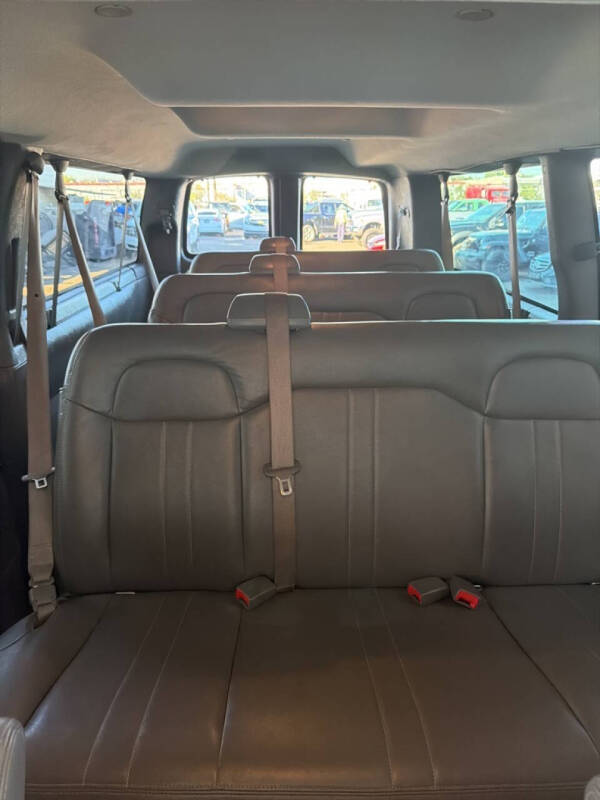 2017 Chevrolet Express LS 3500