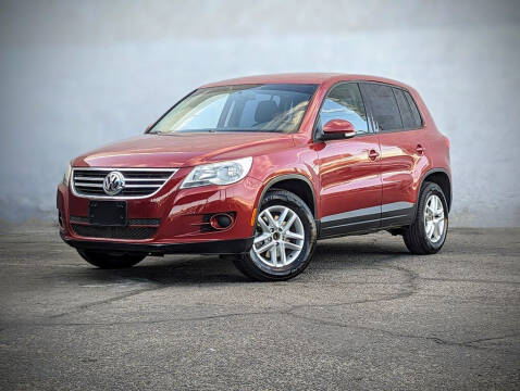 2011 Volkswagen Tiguan for sale at Divine Motors in Las Vegas NV