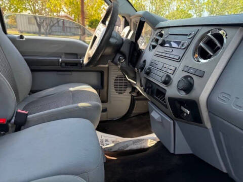 2015 Ford F-350 Super Duty XLT