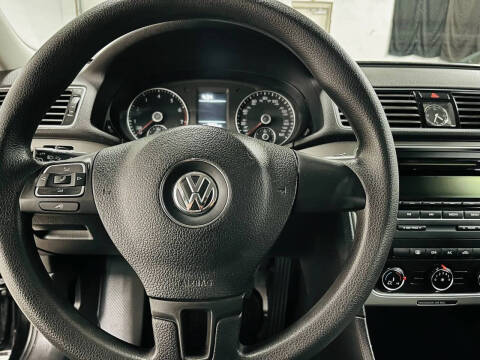 2013 Volkswagen Passat