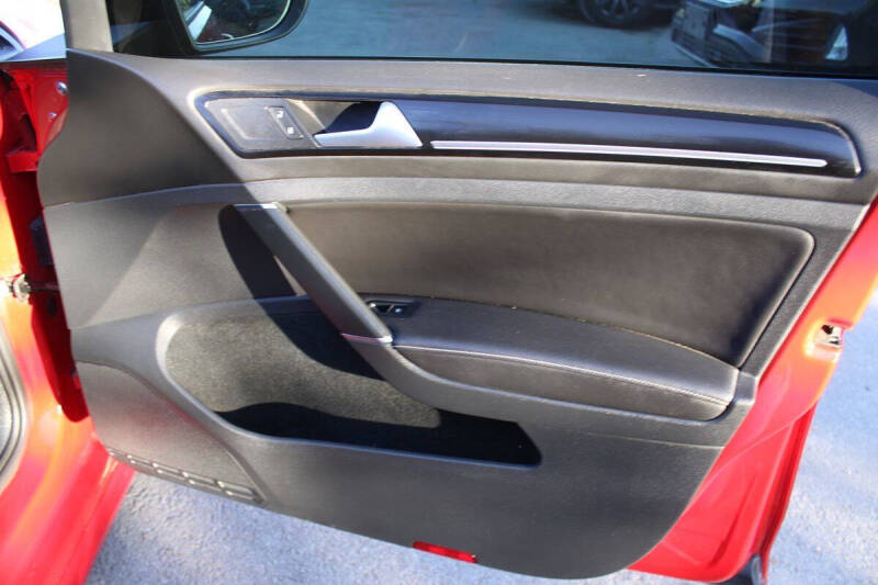2016 Volkswagen Golf R