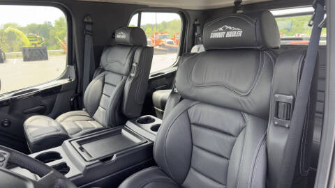 2025 Freightliner M2 106