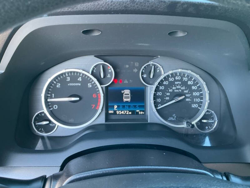 2017 Toyota Tundra SR5