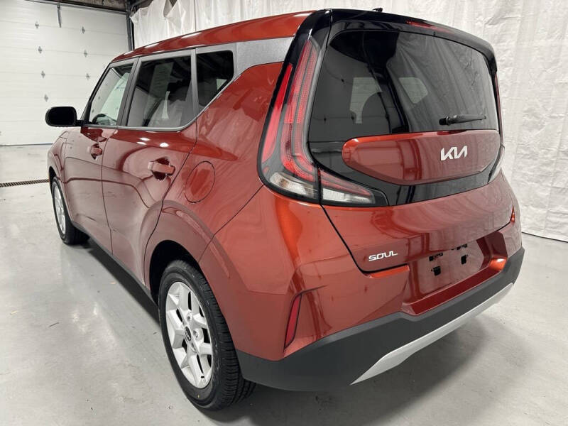 2024 Kia Soul LX