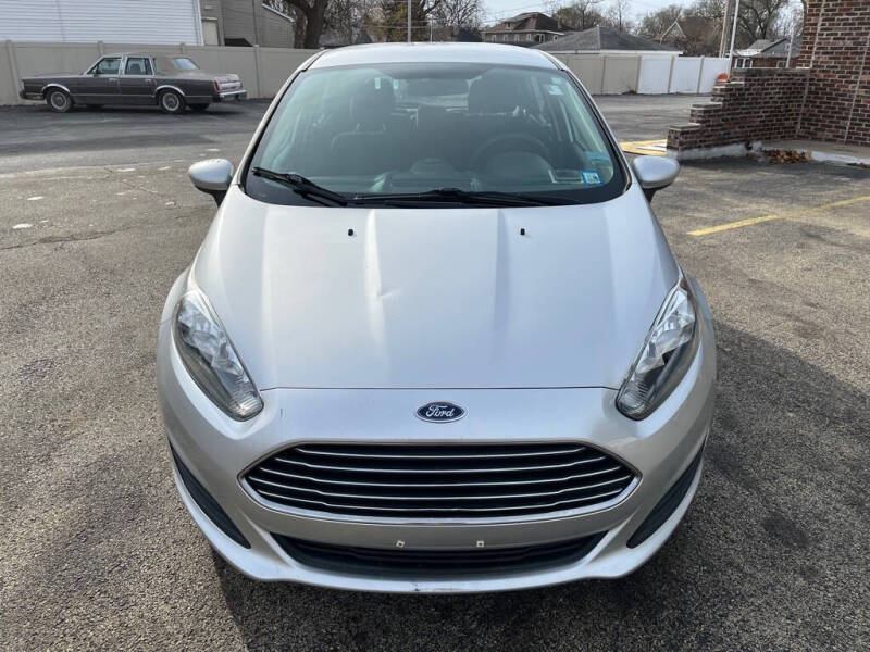 2018 Ford Fiesta SE photo 8