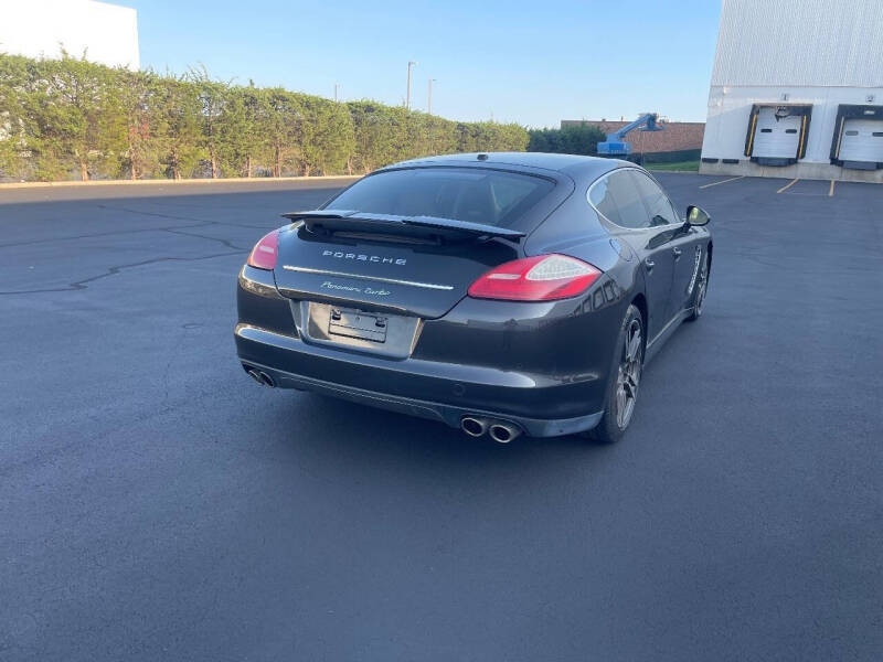2012 Porsche Panamera Turbo