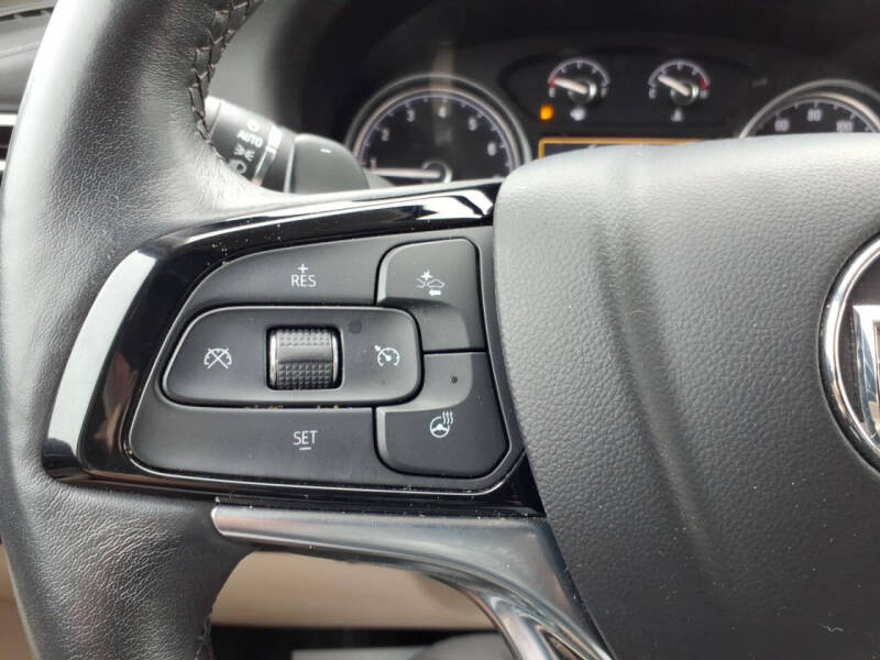 2024 Buick Enclave Essence