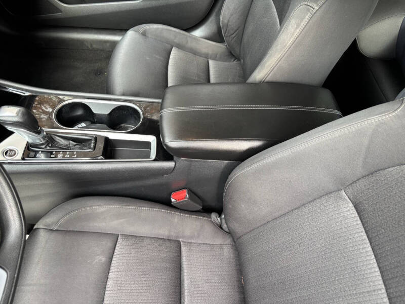 2021 Nissan Altima 2.5 SV