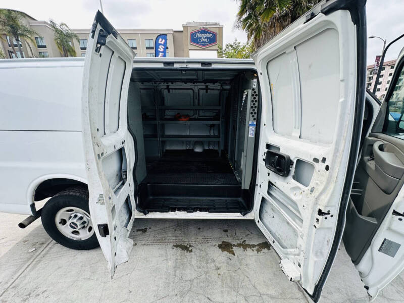 2009 GMC Savana 3500
