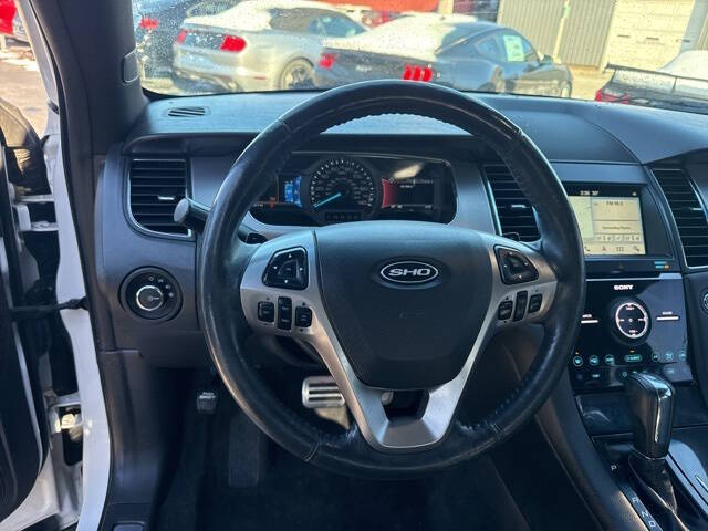 2017 Ford Taurus SHO