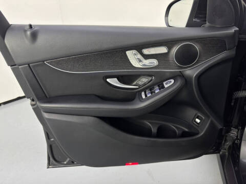 2022 Mercedes-Benz GLC GLC 300 4MATIC