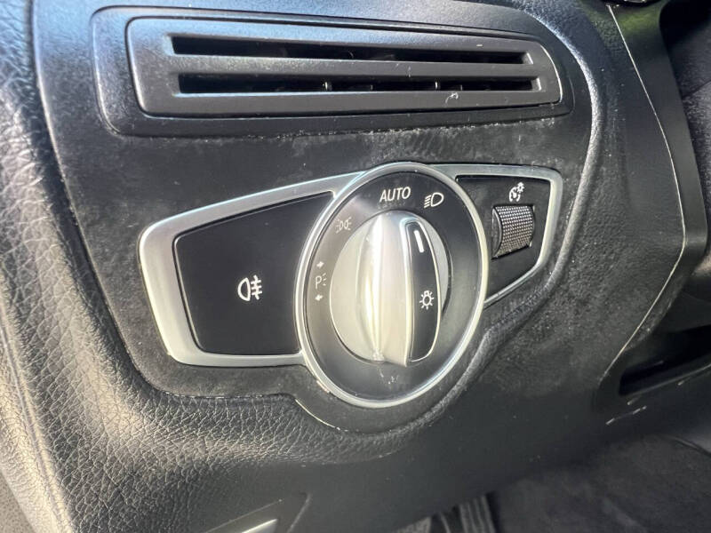 2018 Mercedes-Benz GLC GLC 300 4MATIC