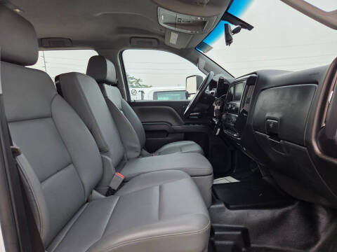 2022 Chevrolet Silverado 5500HD