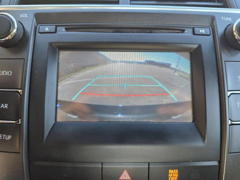 2016 Toyota Camry LE