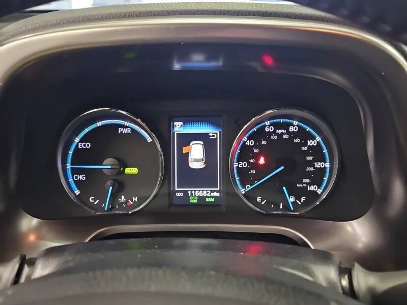 2018 Toyota RAV4 Hybrid SE