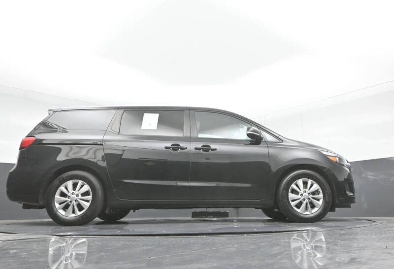 2017 Kia Sedona LX