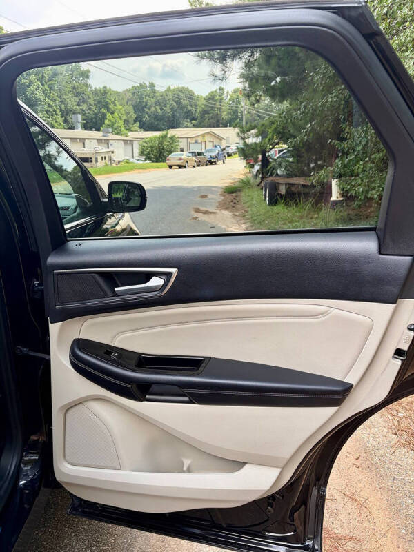 2017 Ford Edge Titanium