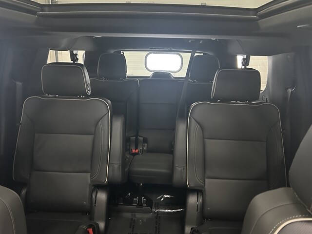 2025 GMC Yukon XL Elevation