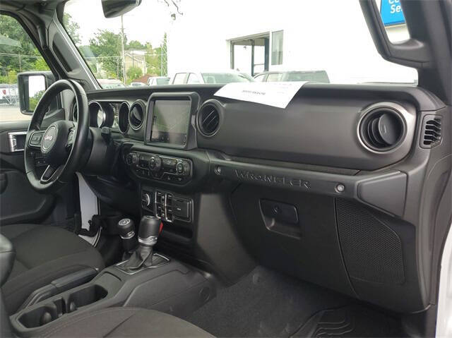 2022 Jeep Wrangler Unlimited for sale at Bowman Auto Center in Clarkston, MI