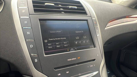2014 Lincoln MKZ