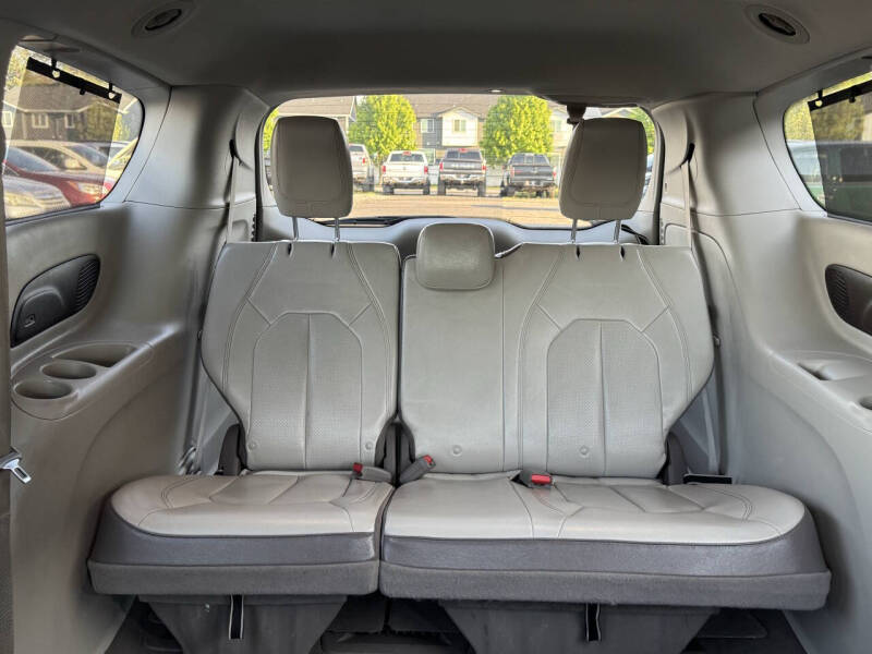 2018 Chrysler Pacifica Touring L Plus
