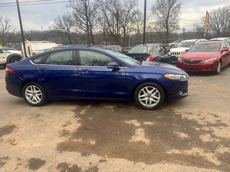 2013 Ford Fusion SE