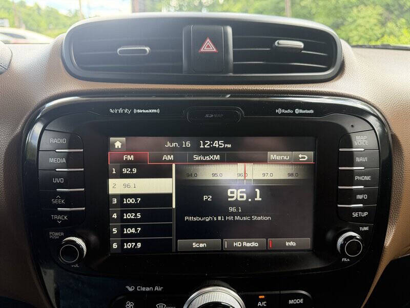 2016 Kia Soul +